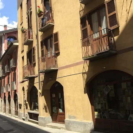 Casa Nel Centro Storico Appartement Varallo